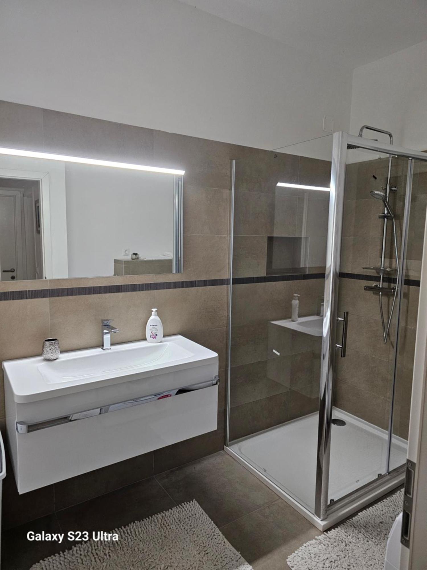 Apartmani Dianna Kaštela Exterior foto